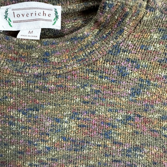 Loveriche light sweater. Size medium. Spring sweater - Picture 2 of 3